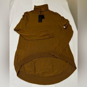 NWT: BCBGMAXAZRIA Turtleneck Sweater🌟